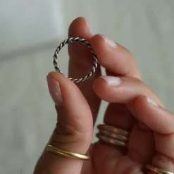 Anillo Cuerda