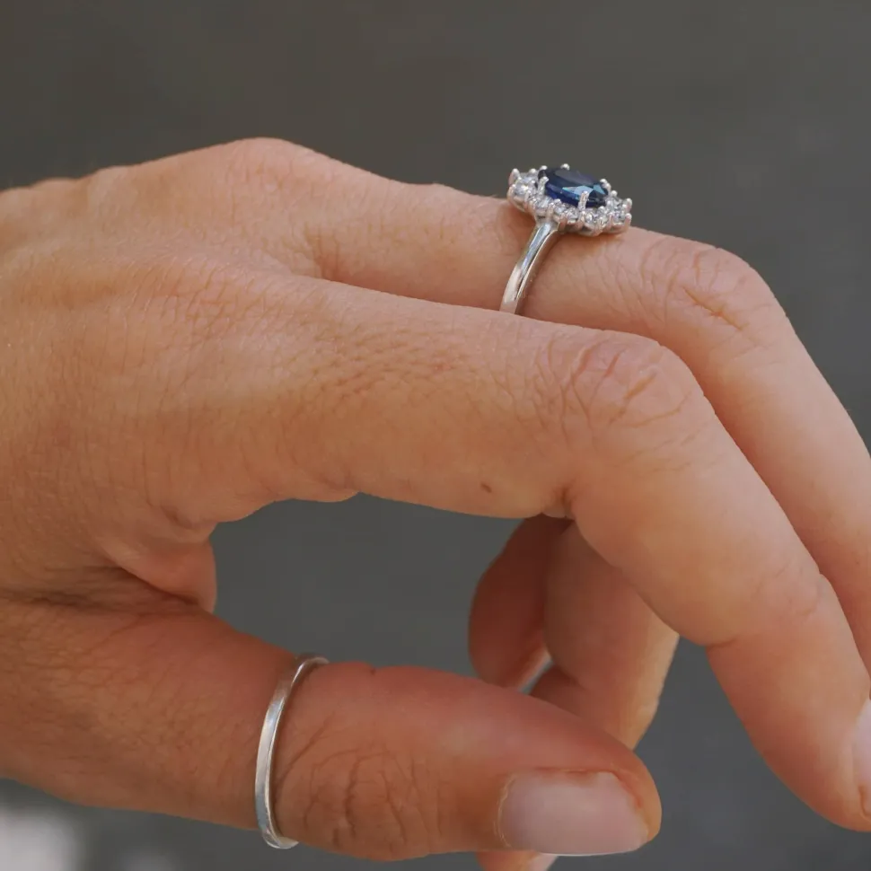 Anillo Dalia