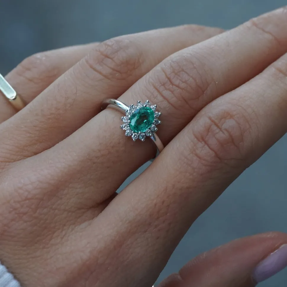 Anillo Dalia