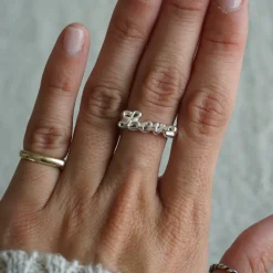Anillo Love Pequeño