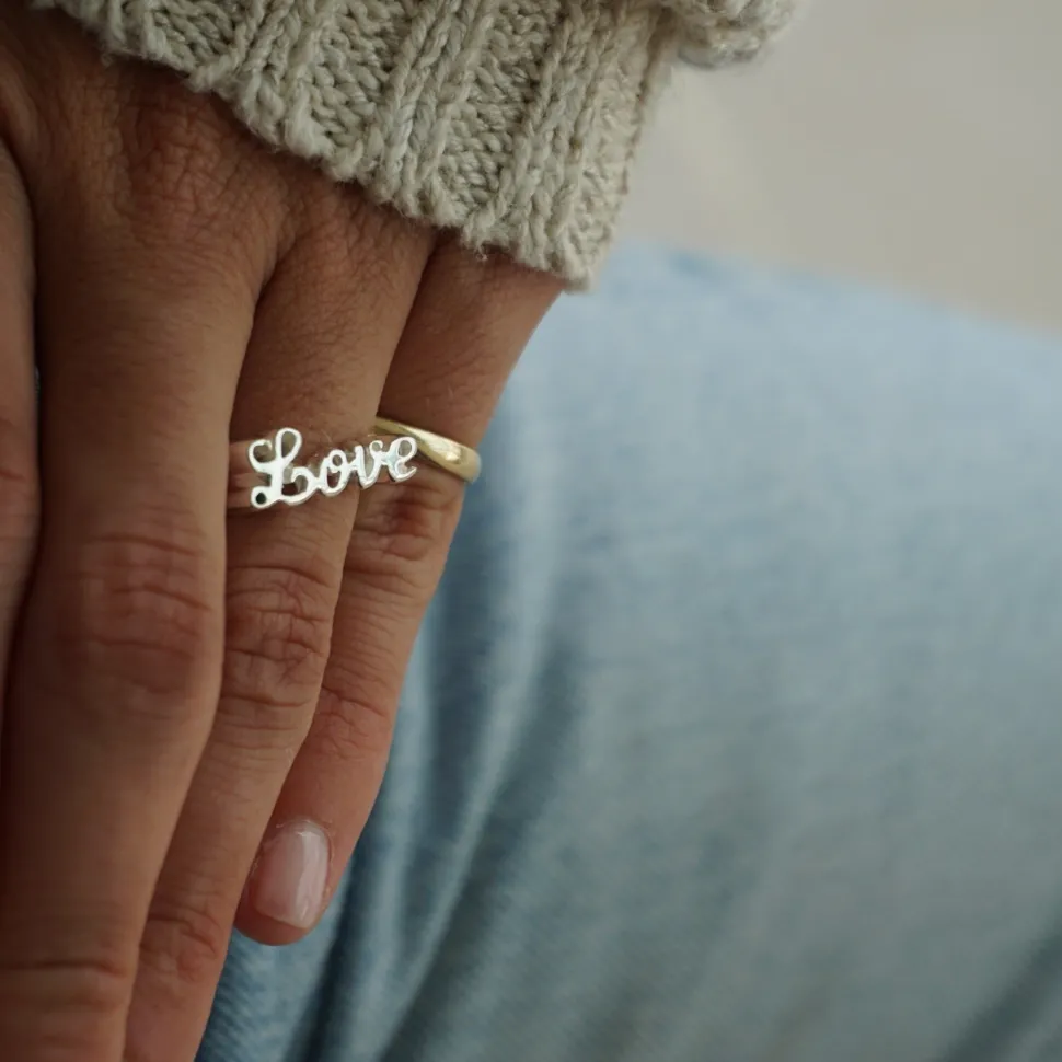 Anillo Love Pequeño