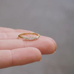 Anillo Maia