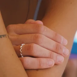 Anillo Zig Zag