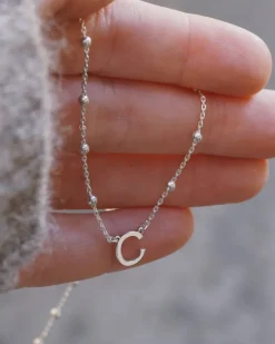 Collar Mini Letra Bolitas Plata