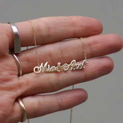 Collar Nombre Oro