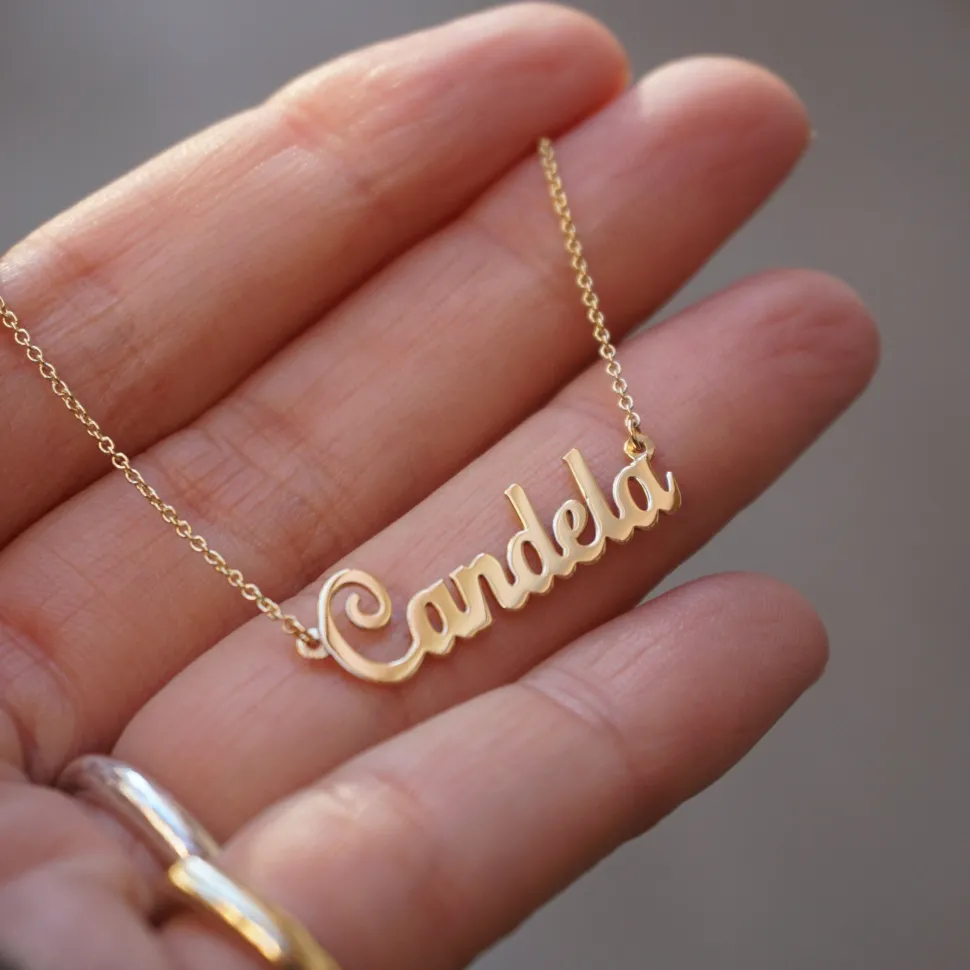 Collar Nombre Oro