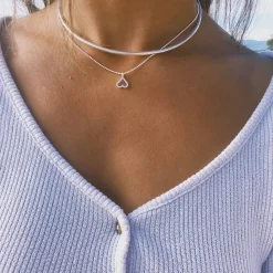 Collar Out