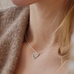 Collar She