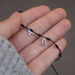 Pulsera Mini Letra Nuditos Plata